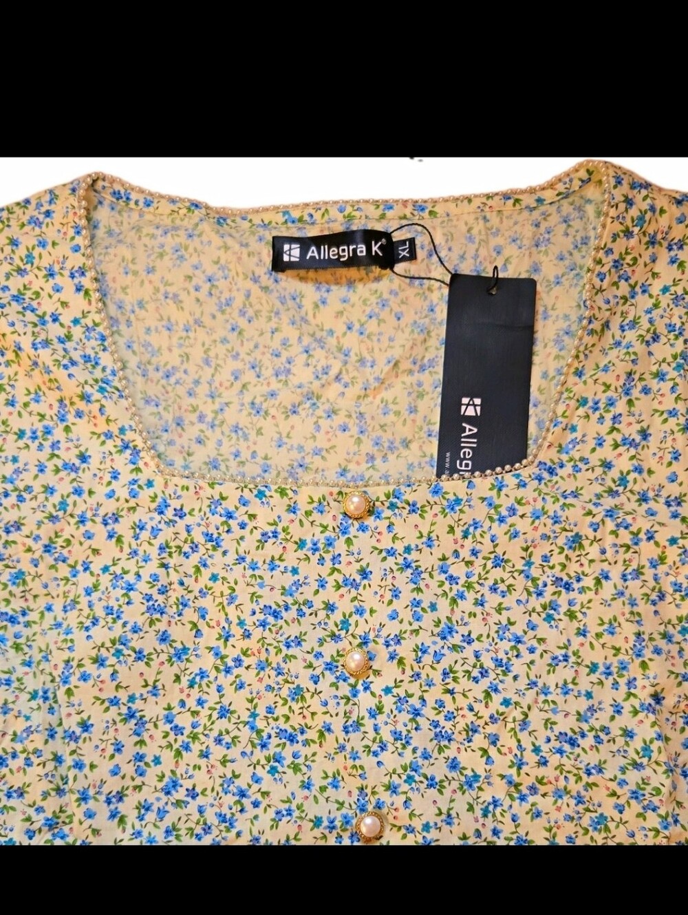 Cottage Core Cream Floral Pearl-Button Blouse with Blue Green Print Allegra K